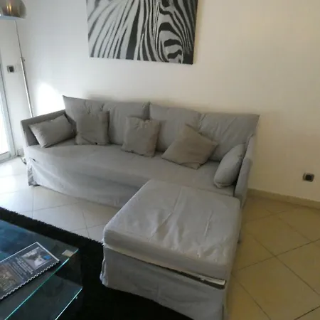 Deux Chambres Avec Terrasse - Centre Apartment *